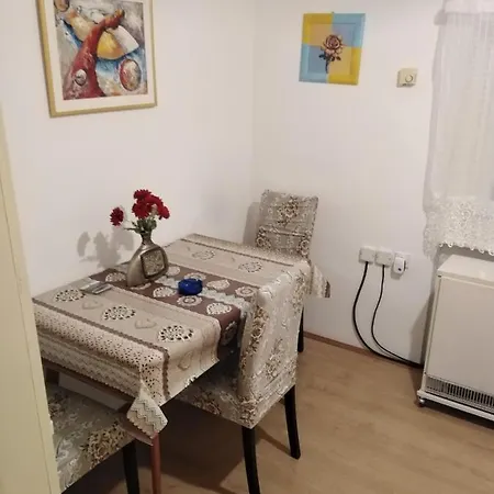Lara Daire Sombor Dış mekan fotoğraf